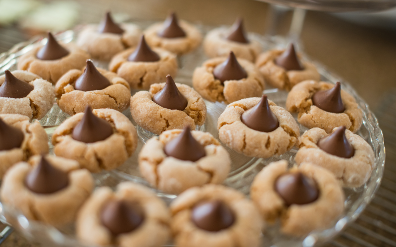 An arrangement of peanut butter blossom cookies